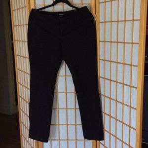 White House Black Market slim leg crop ponte 8